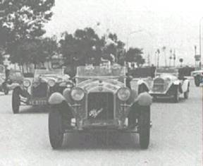 31 Maggio 1968 prima rievocazione storica della 1000 Miglia. Le vetture del Museo di San Martino partecipano numerose. In primo piano l'Alfa 1750 di Barighin e del conte Ferniani